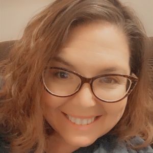 Meet your Posher, Leanne